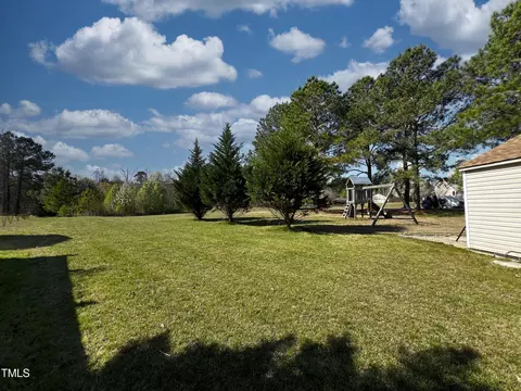 16 Moonlight Dr, Garner, NC 27529 photo 7