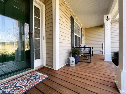 16 Moonlight Dr, Garner, NC 27529 photo 2