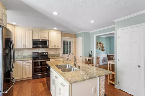 109 Chillingham Rd, Garner, NC 27529 photo 6