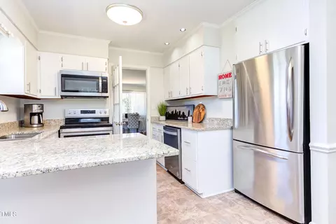 227 Knox Cir, Durham, NC 27701 photo 15
