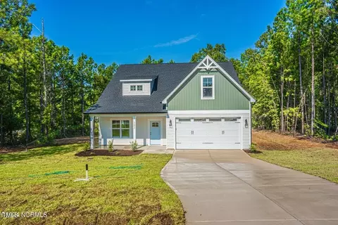 101 Eaker Dr #31, Cameron, NC 28326