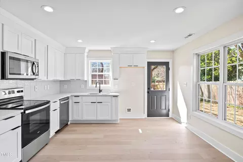 706 Mcgill Pl, Durham, NC 27701 photo 9