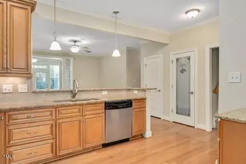 320 Easy Wind Ln, Garner, NC 27529 photo 8