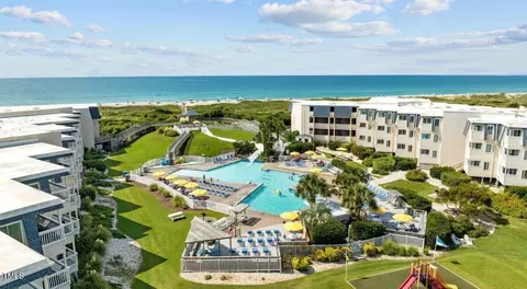 1904 E Fort Macon Rd #251, Atlantic Beach, NC 28512