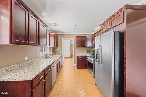 507 E 2nd St, Kenly, NC 27542 photo 12