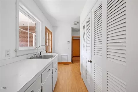 507 E 2nd St, Kenly, NC 27542 photo 13