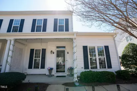 2012 Silky Dogwood Trl, Apex, NC 27502