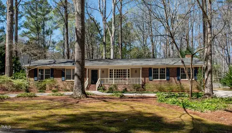 105 Dogwood Ln, Wake Forest, NC 27587