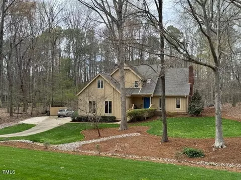 900 Kinsdale Dr, Raleigh, NC 27615