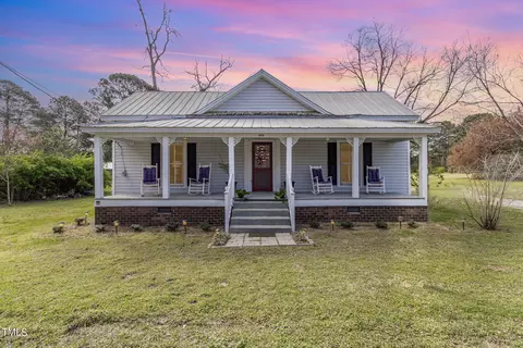 6156 Front St, Falcon, NC 28342