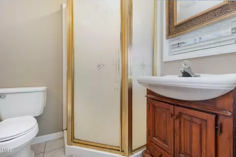 79 E Dooley St, Coats, NC 27521 photo 24