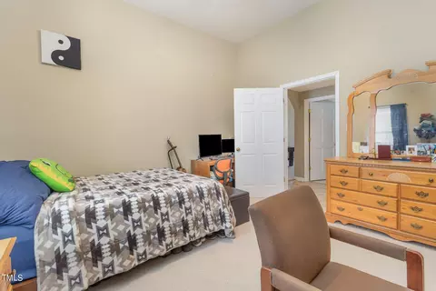 79 E Dooley St, Coats, NC 27521 photo 18
