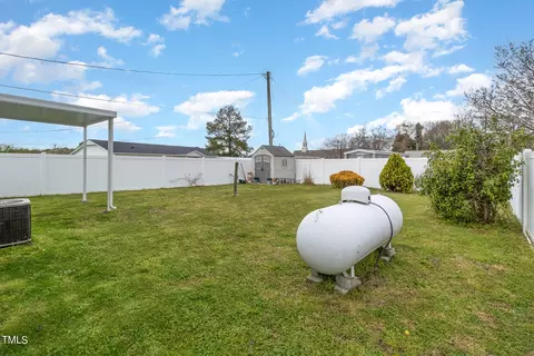 79 E Dooley St, Coats, NC 27521 photo 29