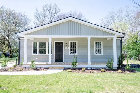 504 E Vance St, Dunn, NC 28334