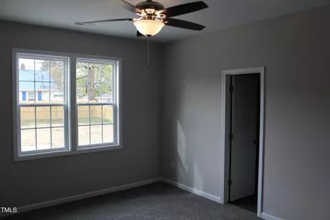 172 E Jackson St, Coats, NC 27521 photo 16