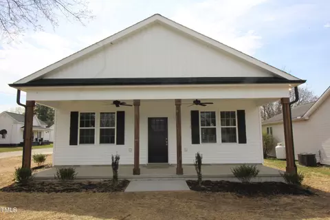 172 E Jackson St, Coats, NC 27521 photo 2
