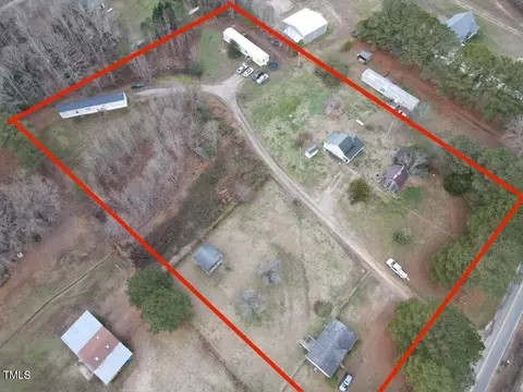 15 Bobby Ln, Youngsville, NC 27596