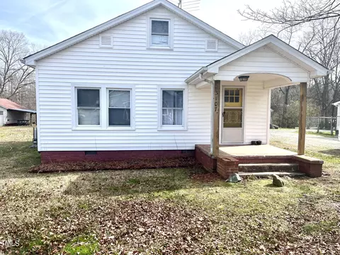 3107 Lucas St, Elon, NC 27244
