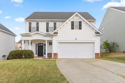 221 Haywood Ln, Clayton, NC 27527