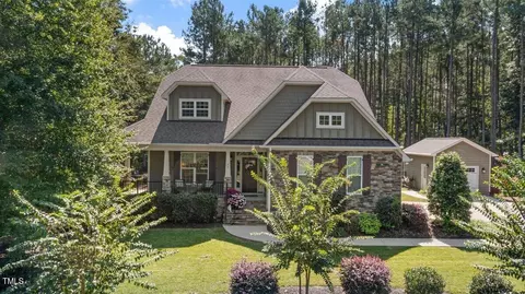 68 Valley View Ln, Pittsboro, NC 27312