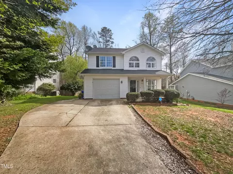 413 Briarwood Dr, Mebane, NC 27302