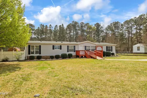 120 Kinton Dr, Willow Spring, NC 27592 photo 2