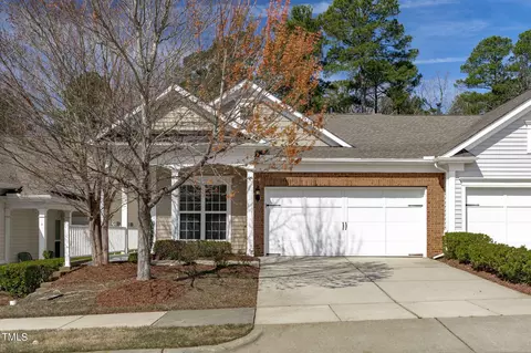 737 Finnbar Dr, Cary, NC 27519