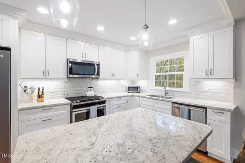 2528 Wrightwood Ave, Durham, NC 27705 photo 6
