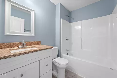 1111 Hampton Ct, Burlington, NC 27217 photo 25