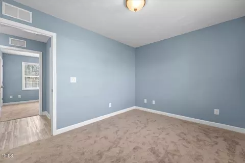 1111 Hampton Ct, Burlington, NC 27217 photo 23