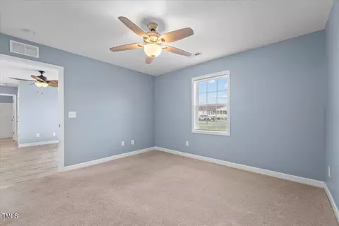 1111 Hampton Ct, Burlington, NC 27217 photo 18