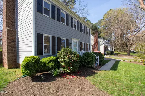 8832 Campfire Trl, Raleigh, NC 27615