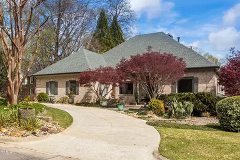 100 Esplanade Ct, Cary, NC 27511