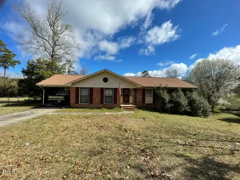 770 Galloway Dr, Fayetteville, NC 28303