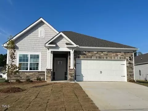 2401 Banbury Ln W, Wilson, NC 27893