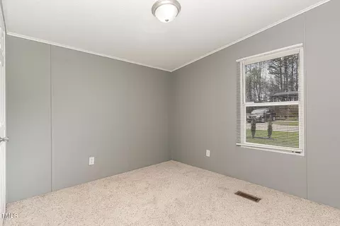 815 W Watson Rd, Benson, NC 27504 photo 13