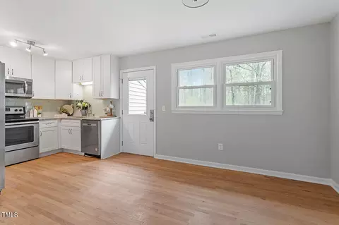 5721 Birch Dr, Durham, NC 27712 photo 9