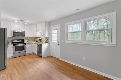 5721 Birch Dr, Durham, NC 27712 photo 7
