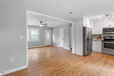5721 Birch Dr, Durham, NC 27712 photo 8