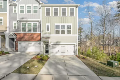 2842 Macbeth Ln, Apex, NC 27502