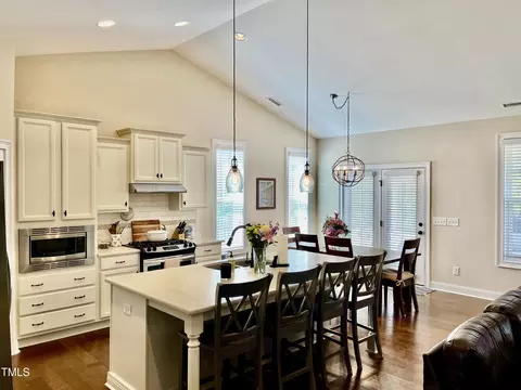 661 Meadowgrass Ln, Wake Forest, NC 27587 photo 2