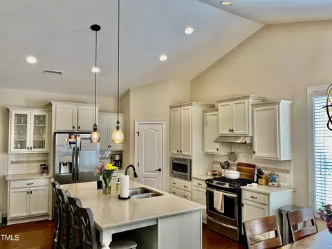 661 Meadowgrass Ln, Wake Forest, NC 27587 photo 3