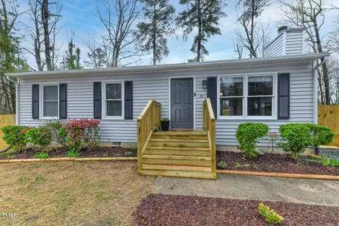 10 Spicers Ct, Durham, NC 27705