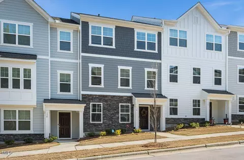 136 Daisy Meadow Ln, Wake Forest, NC 27587 photo 1