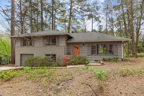 2733 Dogwood Rd, Durham, NC 27705