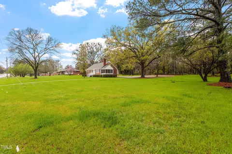 837 E Wait Ave, Wake Forest, NC 27587 photo 3