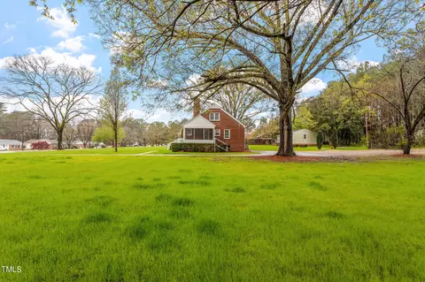 837 E Wait Ave, Wake Forest, NC 27587 photo 5