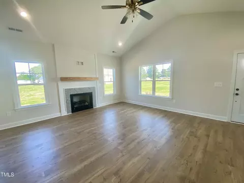 14 Eugene Walker Ln, Princeton, NC 27569 photo 4