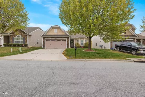 2321 Talon Dr, Mcleansville, NC 27301