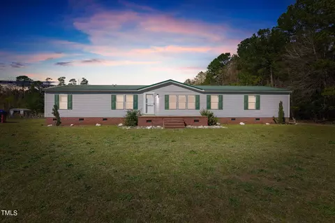 7240 Huddlestone Rd, Bailey, NC 27807